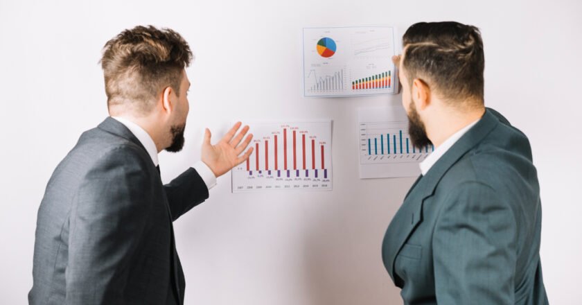 Perbedaan Investasi Jangka Pendek dan Jangka Panjang: Panduan Strategi Finansial 2026