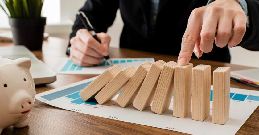 Cara Mengelola Risiko Investasi: Strategi Cerdas Melindungi Aset Anda