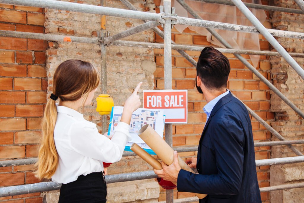 Commercial Real Estate: Definition and Types Commercial Real Estate: Definition and Types
